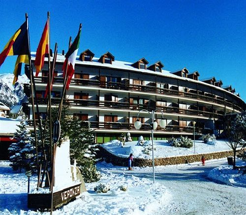 Hotel Resort Veronza Cavalese Exterior photo